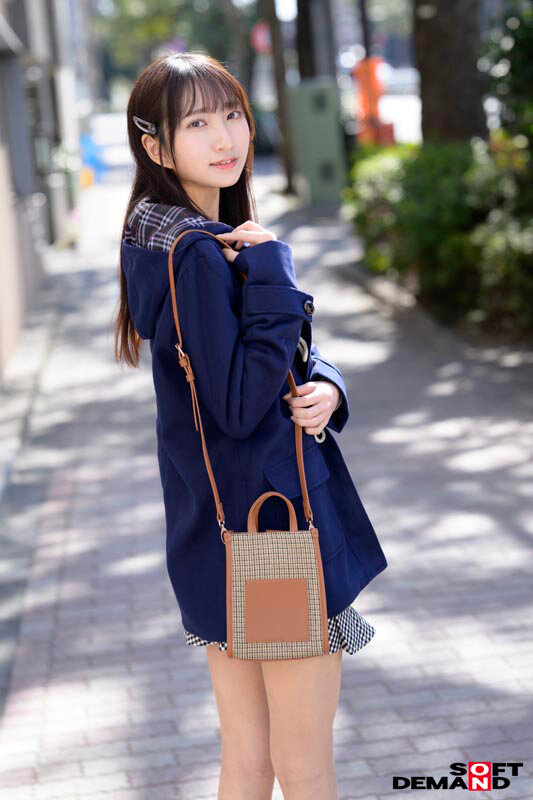 家庭的で世話好きなちっぱいスレンダー美少女が絶倫チ〇ポ達の家にご訪問致します。有り余った性欲を母性で受け止めて精子が空っぽになるまでひたすら笑顔でご奉仕ヌキしてくれる 18歳母性本能 皆川らん サンプル 2