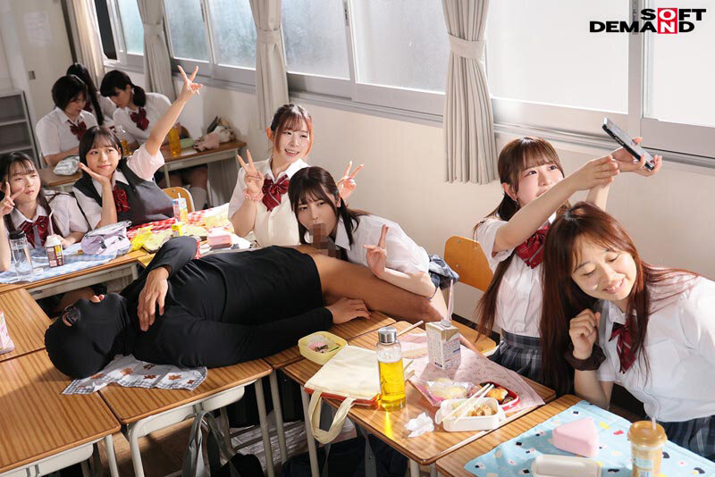 ―SEXが溶け込んでいる日常― 名門私立女子校で紡ぐ「常に性交」幼なじみ女子学生5人組のアオハル群像劇～10性交19発射～ サンプル 7