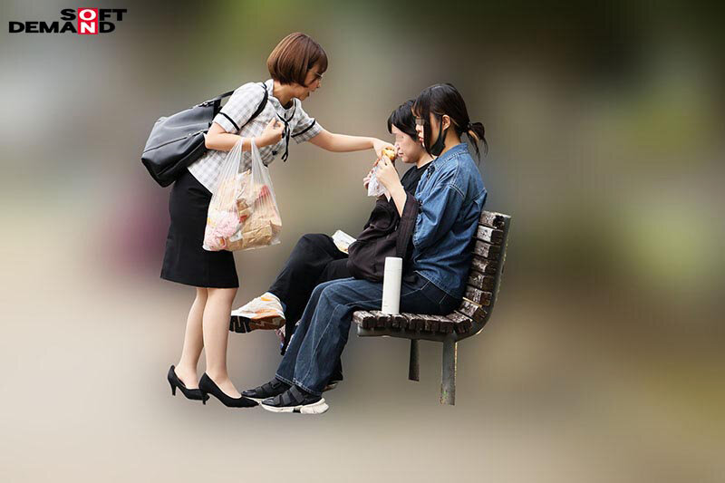 時間を止められる女は実在した！ 真面目すぎる地味OLはくっさいチ×ポが大好きだった！特殊性癖ザーメン搾取後、おしっこマーキング！編 宍戸里帆 サンプル 2