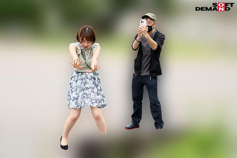 時間を止められる女は実在した！ 真面目すぎる地味OLはくっさいチ×ポが大好きだった！特殊性癖ザーメン搾取後、おしっこマーキング！編 宍戸里帆 サンプル 3