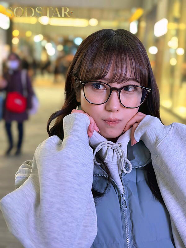 小湊よつ葉の休日「私たち4ヶ月前にセックスしました」渋谷のラブホでハメ撮り、2本番と顔射。 サンプル 2