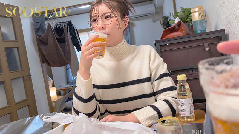 神木麗の休日 彼氏の自宅でハメ撮り、ノンストップ2本番と顔射。 サンプル 4