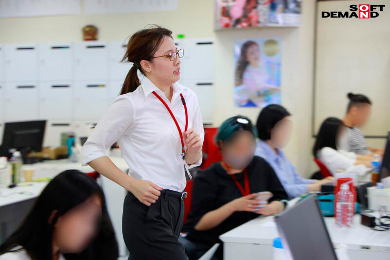 滝汗！筋痙攣！体力が持つ間は倒れるまで寝るな！社内ヌキ打ちストイック体力テストSEX SOD女子社員4名 サンプル 6