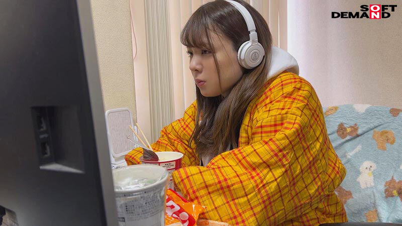 新卒2年目 編集部 生田優梨 有給取って、ぶっかけ精子に溺れました サンプル 3