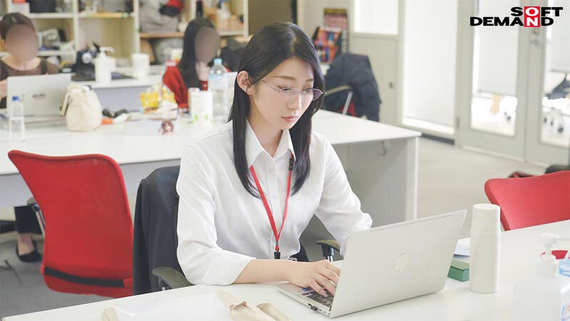 秘書 守屋よしの 初AV出演 サンプル 4