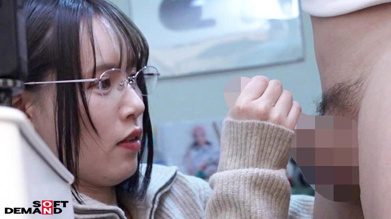 代打ま○こ 撮影中におま○こが痛くなってしまった女優さんの代わりに現場にいた心優しい巨乳SOD女子社員3名が《結合部しか撮らないから》と交渉され替えマン出演