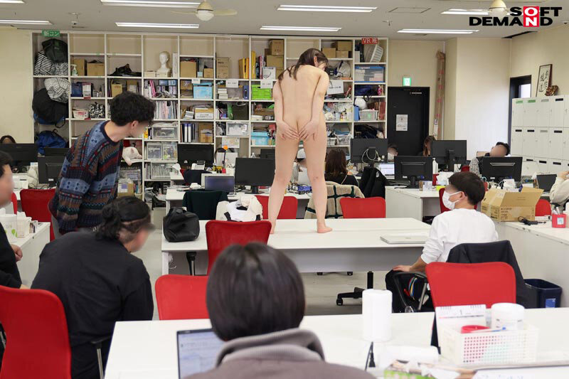 SOD女子社員 中途2年目衣装担当 佐竹。このたび初AV出演！！その後、即全裸業務いたしました。 佐竹夏帆 サンプル 7