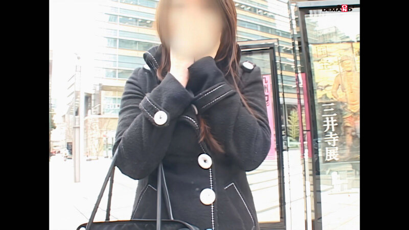 【AIリマスター】ブラックマジックミラー号が行く！！街行くお嬢さんに声かけておだててイカせて土下座して、カメラの前で脱糞してもらいました！！ サンプル 3