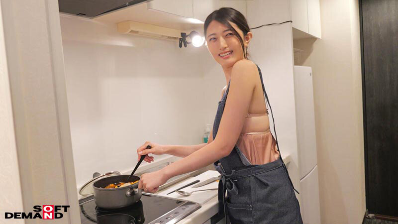 「人の役に立つことが大好き」こども食堂でボランティアに従事。料理が得意なお漏らし奥さん 足立美緒 30歳 AV DEBUT サンプル 12