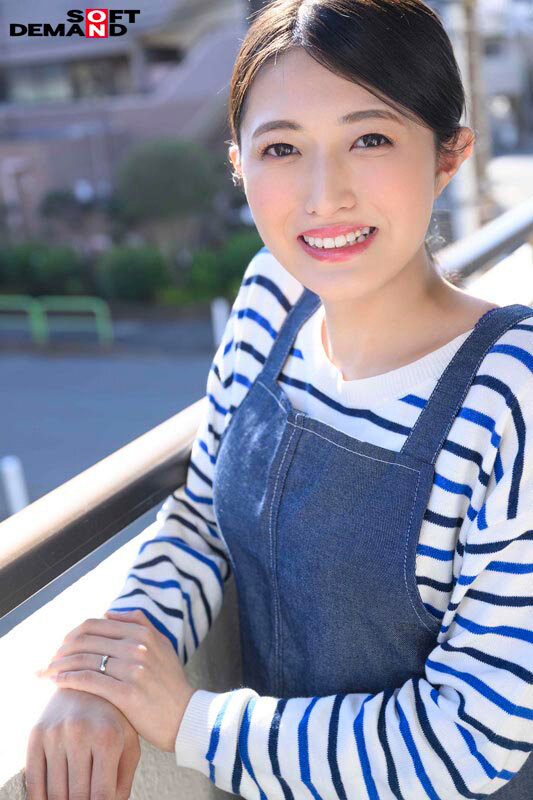 「人の役に立つことが大好き」こども食堂でボランティアに従事。料理が得意なお漏らし奥さん 足立美緒 30歳 最終章 「中に出されるなんて何年ぶりだろう」旦那以外の男と生SEXに溺れて行く5日間 自宅不倫中出しの記録 サンプル 2