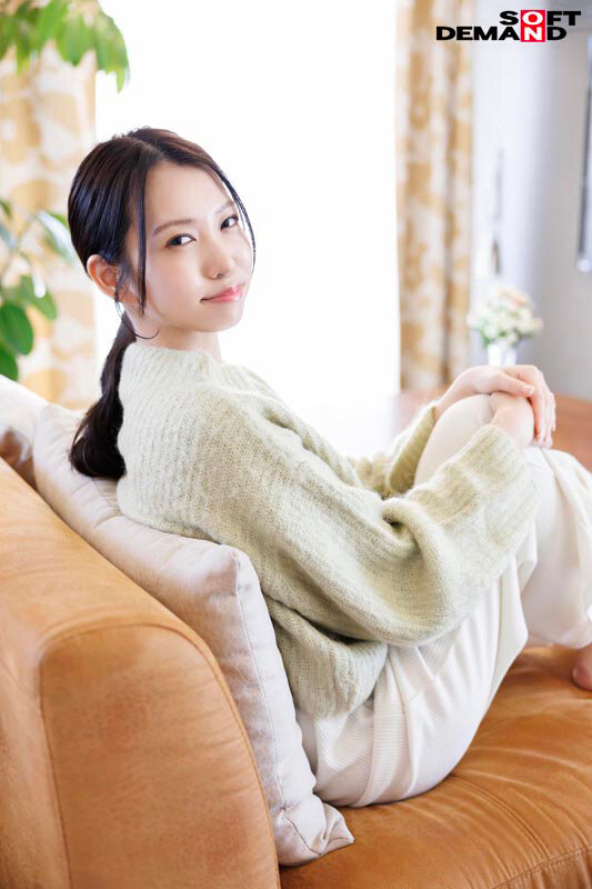 根っからの明るさで職場の絵画スクールはいつも笑顔で溢れてる 今村由美 34歳 第4章 普段は夫とくつろぐリビングが絶頂お漏らし潮まみれ！真っ昼間から禁断の自宅撮影 サンプル 2