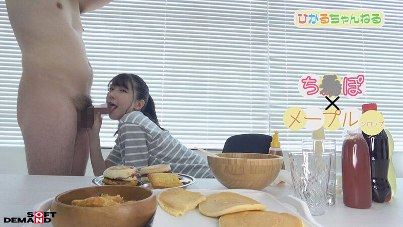 ペニスしゃぶりまくりASMR！ おち〇ぽモッパン！！ ＃よく張りグルメ女子3名収録 ＃モッパン ＃mukbang ＃高級食材ち〇ぽ ＃食ザーメン ＃ごっくん ＃Japanese ＃大食い ＃ちんテロ ＃大胃王 サンプル 5