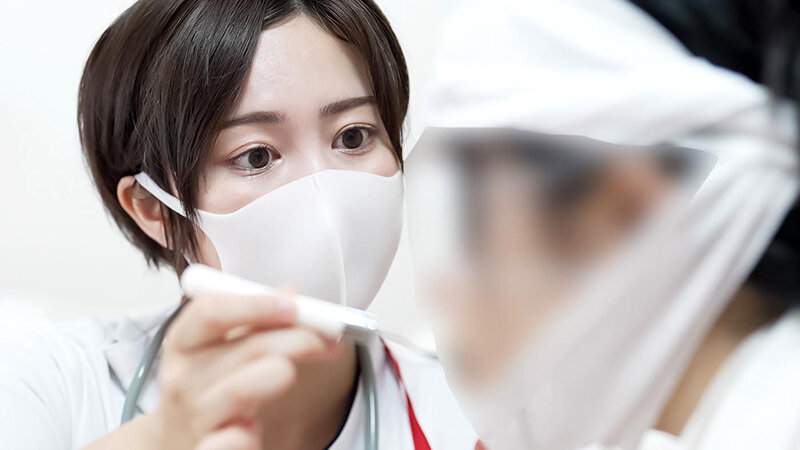 「医療従事者として私たちは、患者様の前では絶対に表情を崩しません」限界集落の病院を支える看護師の献身 訪問看護編 紫月さん看護師歴1年目 サンプル 1
