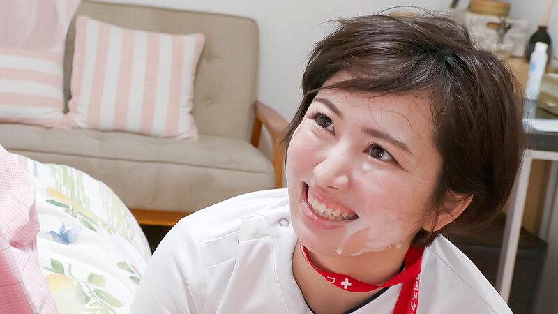 「医療従事者として私たちは、患者様の前では絶対に表情を崩しません」限界集落の病院を支える看護師の献身 訪問看護編 紫月さん看護師歴1年目 サンプル 6