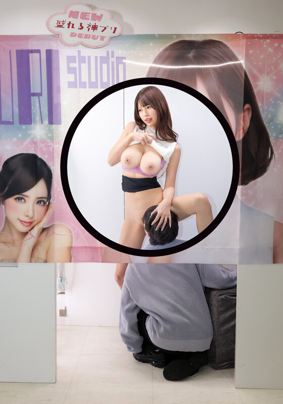 エロプリチャレンジ プリクラの中でこっそりエッチな写真撮ってきて！ サンプル 1