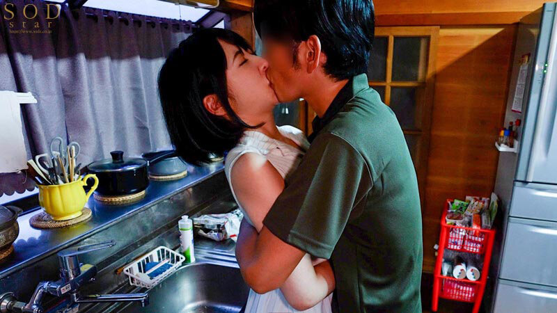 夫の命日NTR 亡き夫との思い出が詰まった家で故人とのエピソードを語らいながらハメたおせ！ 夏目響 サンプル 6