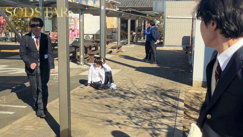 えwww修学旅行中、ボーイッシュな新人担任教師に憑依したったww 実は超敏感ムッツリ体質だった事が発覚www 俺（先生）のカラダを使って消灯後男子連中とエロいことしまくった大絶頂おふざけ記録。 柴崎はる サンプル 6