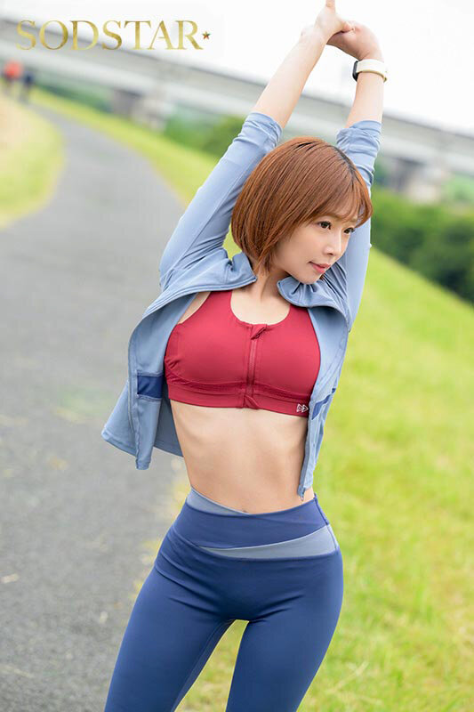 ランニング終わりのプリ尻スレンダーS級モデル美女を追跡して、バレずに自宅に押し入り汗だく潜入性交で濃密キメセク。 紗倉まな サンプル 2