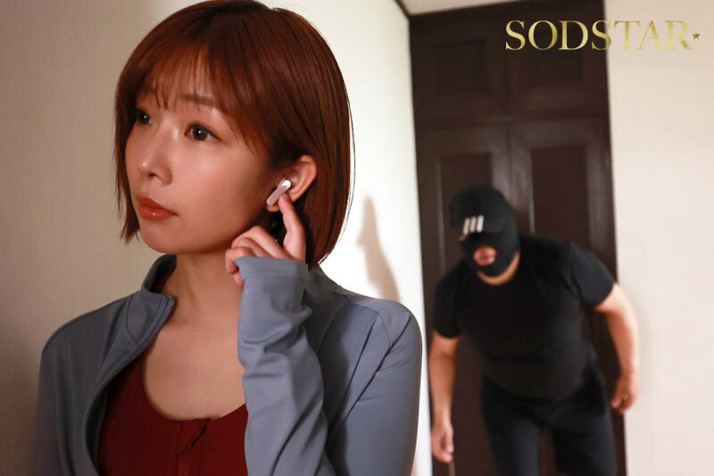 ランニング終わりのプリ尻スレンダーS級モデル美女を追跡して、バレずに自宅に押し入り汗だく潜入性交で濃密キメセク。 紗倉まな サンプル 3