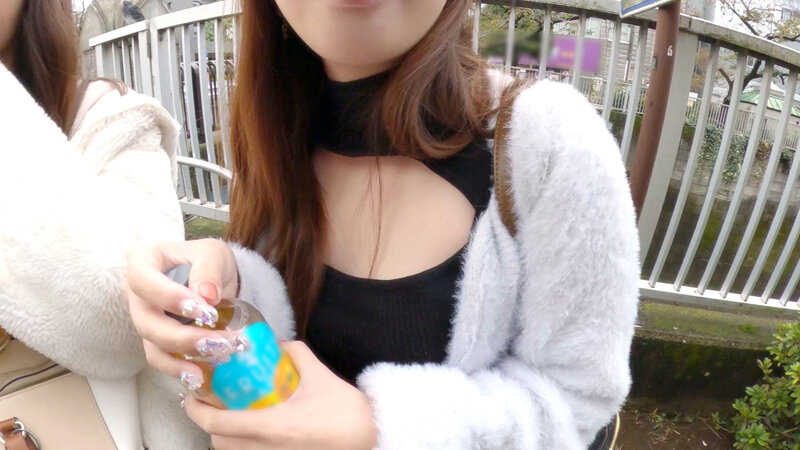 【ドスケベお姉さん×2とエロエロはめ撮り】【少し怪しい世界でスレンダー美女＆むっちり美女にダブル中出し2発】【お掃除フェラで勢いあまって口内発射SP】Wエロ娘とドスケベ3P！！ 秋名柚奈＆雨宮おとは サンプル 1
