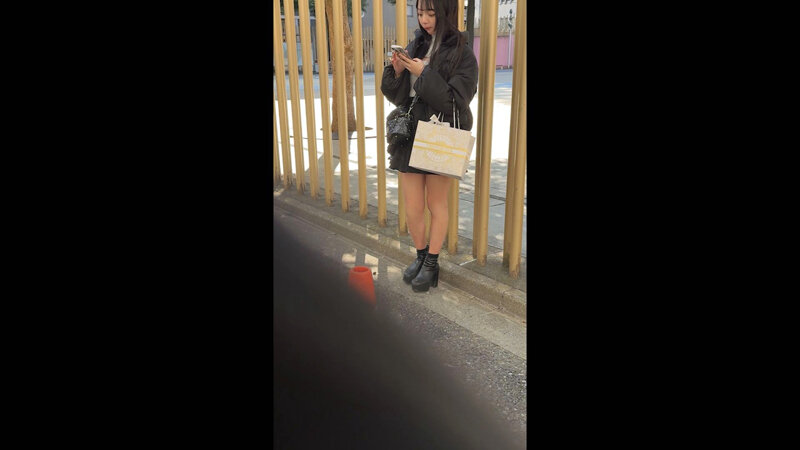 【小悪魔的エロビッチちゃんを路上でゲッチュ♪】【そそるカラダと愛嬌まんさいのビジュ強者で人気No.1】【ホスピタリティ炸裂のまさかのノンオプデフォNN＆口内発射！！】 あおい藍 サンプル 1