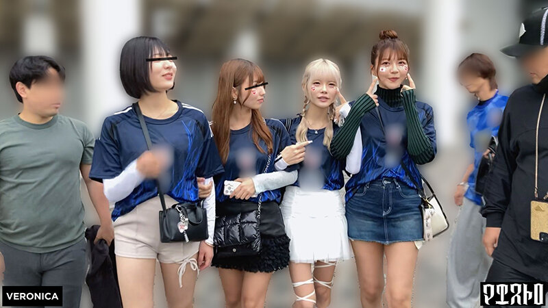 ゴールイン！美少女サポーター達とスタジアム外で秘密のオフサイド！【みゆ/ゆみ/れい/りん】Ver.れい＆りん サンプル 2