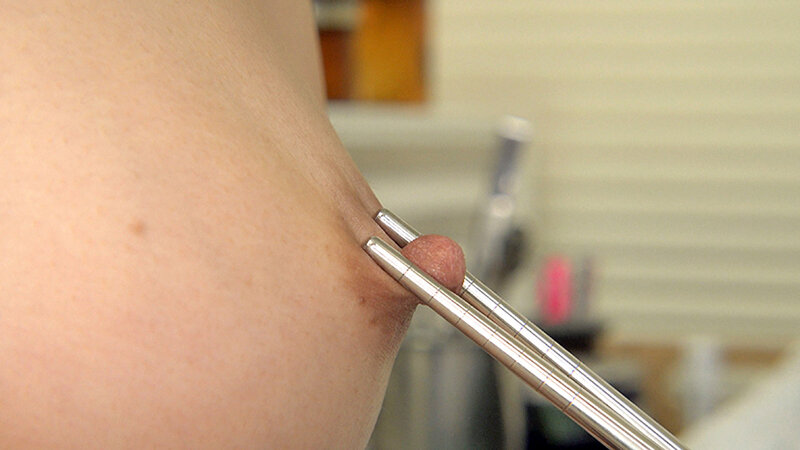 新人OLの乳首を狙った猥褻医師の不適切検診 サンプル 8