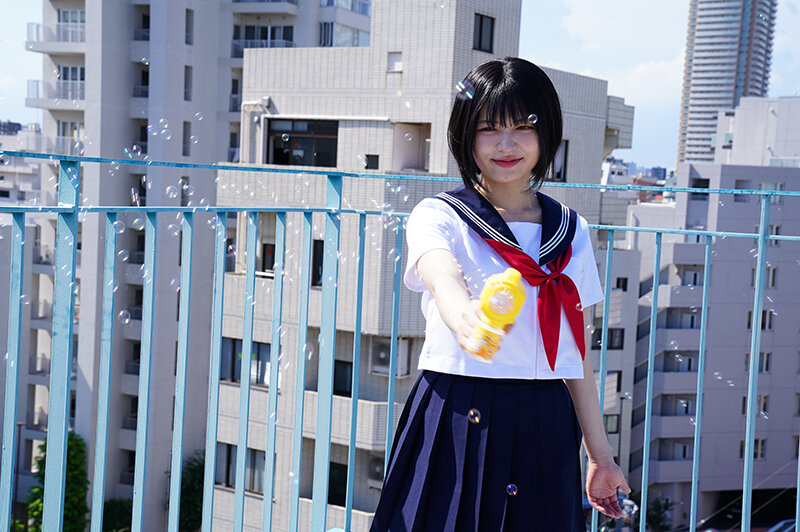 美女の足裏をふやけるまで舐めたい！虹村ゆみ サンプル 1