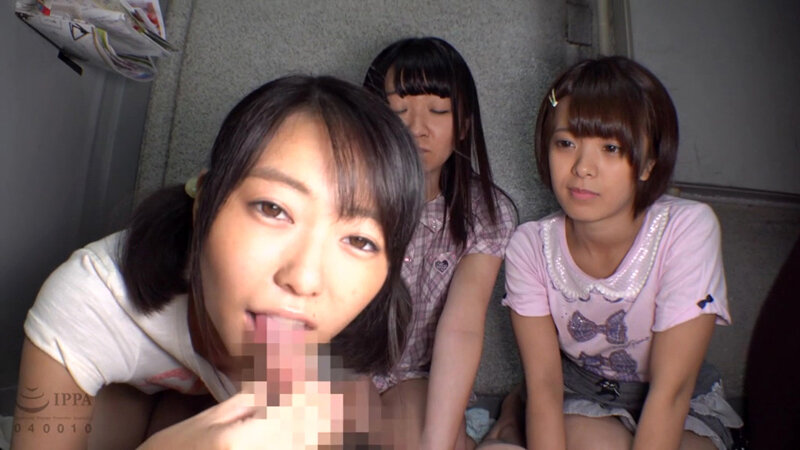 IBW厳選 区営団地の美少女を猥褻するオジサンの記録映像集4時間 サンプル 10