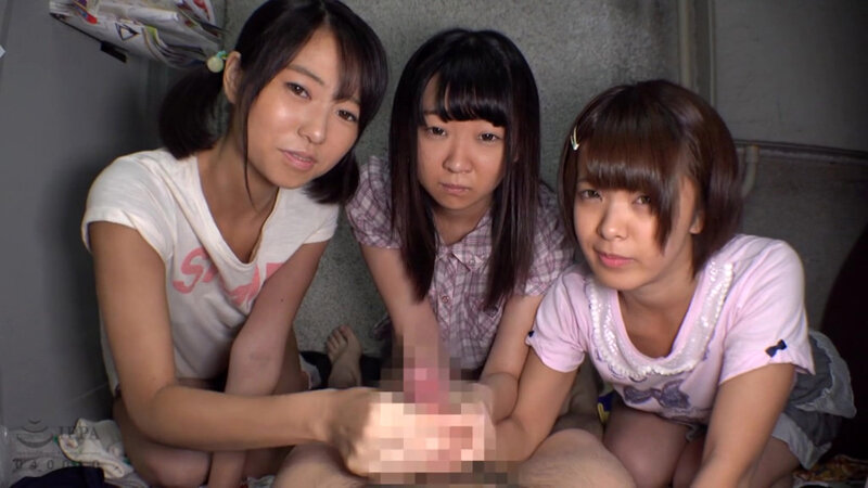 IBW厳選 区営団地の美少女を猥褻するオジサンの記録映像集4時間 サンプル 11