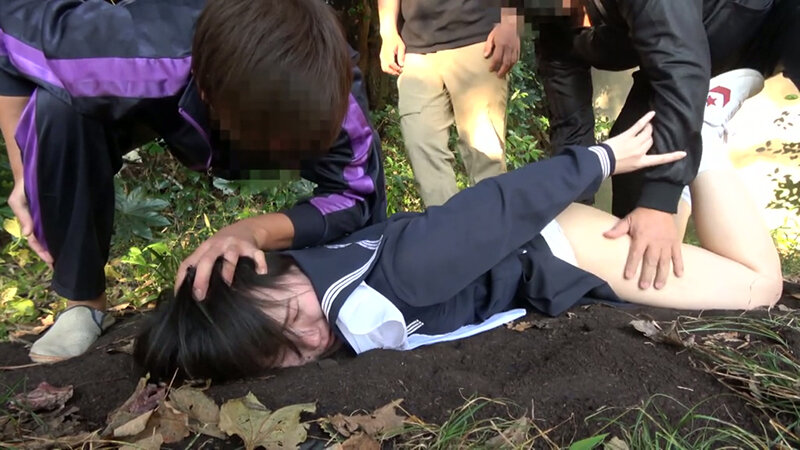 自転車通学の美少女を狙った尾行野外映像 ●1年つぐみ サンプル 1