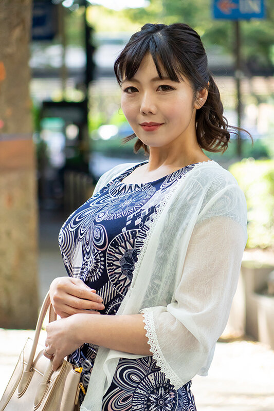 一流のおば様ナンパ セレブ美熟女中出しJAPAN 8時間 ゴージャス セレブリティ デラックス7 サンプル 2