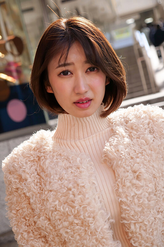 性欲旺盛な地方妻が越境開放セックス2「今日、主人には内緒で来ました…」他人棒を求めて上京してきた美人妻に媚薬で焦らし高めて膣奥大量生中出し！！ サンプル 6