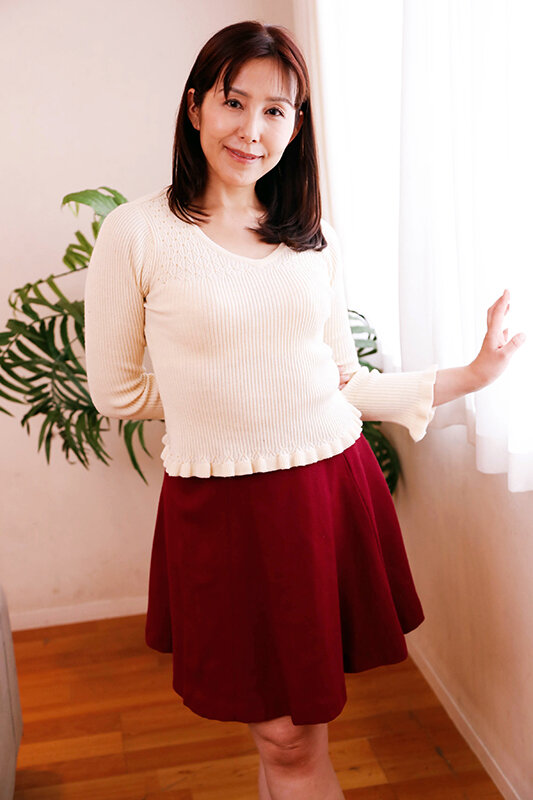 何度でも見たくなる！熟女の野獣FUCK！生チン感触の気持ち良さにイキ吼えるおばさんに追撃中出し40名8時間DX3 サンプル 4