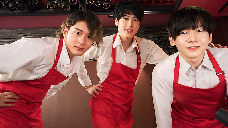 日替わりNTRパート妻 妻のパート先は「絶倫男子店員だらけのカフェバー」にこにこ笑顔で帰ってくる妻はお店で毎日男を替えて不倫SEXしていた 末広純 サンプル 2