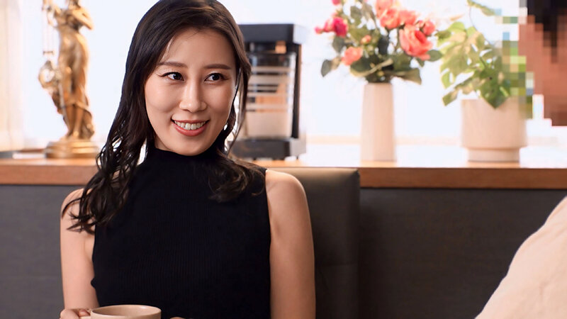 「こんなこと誰にもいえません…」息子の友人とセックスをしてしまった母親 ～欲望に抗えず女として禁断の関係に堕ちるとき～ サンプル 12