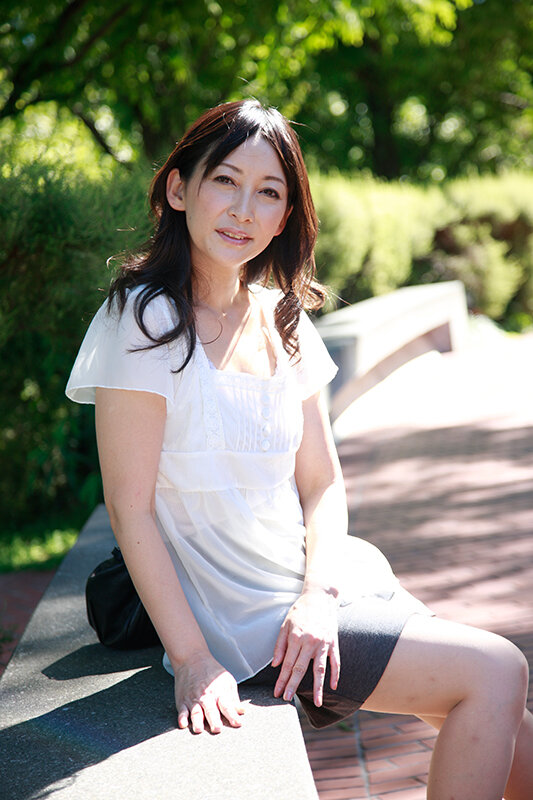 ご近所の熟女がエロ過ぎる！完熟ボディを曝け出し旦那に内緒で密会不倫セックス 2 サンプル 11