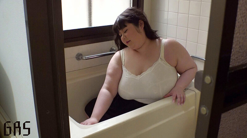 若妻デカブラマニアックス 義母はやりマンパイズリで有名なLカップの後輩だった 姫野ももな サンプル 1