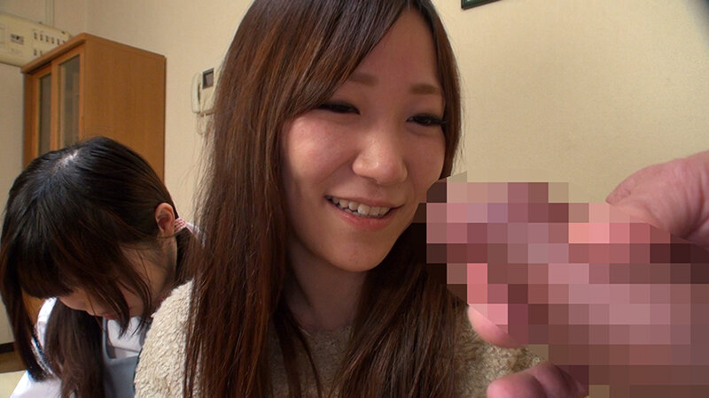 ウブな母娘にデカ〇ンセンズリ見せたらとんでもなく興奮しちゃって 発情エスカレートして親子同時WSEX サンプル 1