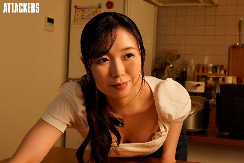 友達のお母さんの無自覚浮きブラ乳首誘惑 流川はる香 サンプル 5