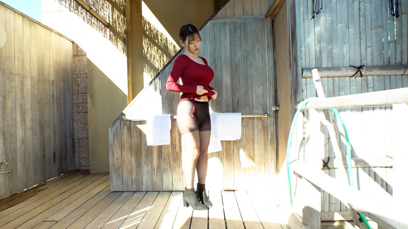 国宝級W爆乳おっぱい！太陽の下で露天風呂ケダモノFUCK サンプル 9