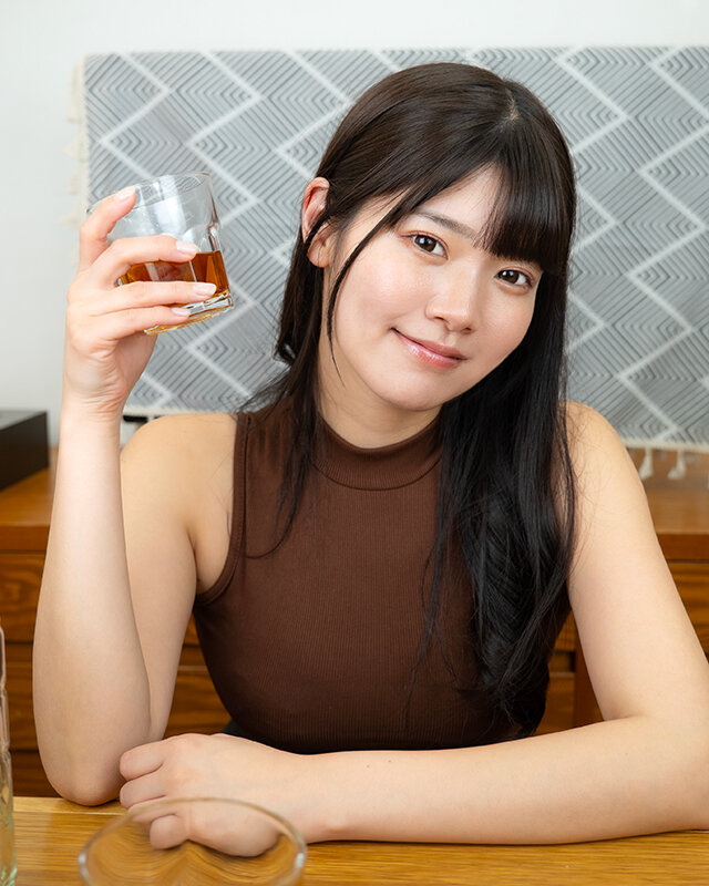 【VR】気軽に話せる唯一の女友達が無防備な姿で寝ているのを見ていたら友情よりも性欲が勝ってしまい… 美木ひなの サンプル 1