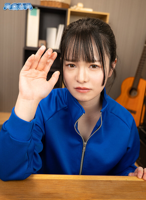 【VR】ネットで拾ったエロ動画をオカズに目の前でバレないようにシコる サンプル 5