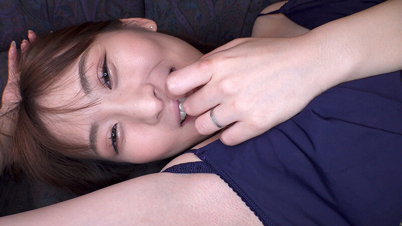 THE ドキュメント 本能丸出しでする絶頂SEX 勃起したチ〇ポを見せられ即発情するスケベな人妻と4P中出し乱交交尾 末広純 サンプル 9