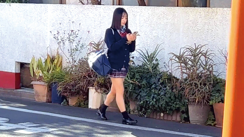 今日の獲物はこの母娘 24時間居座りレ●プ 04 サンプル 1