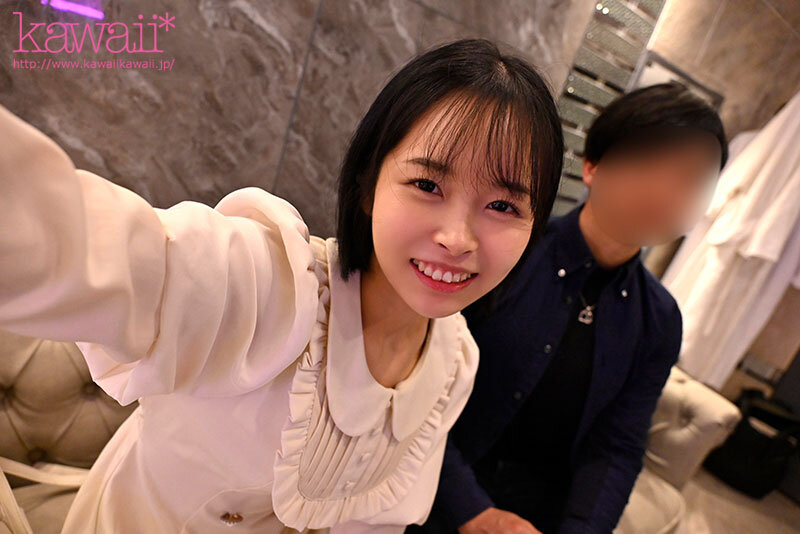 女性専用風俗をこよなく愛する日向なつが潜入！！常連ならではの秘密の遊び方を暴露 本番NGなのに我慢できずチョメチョメしまくるプライベート丸出し盗撮×ハメ撮り映像 サンプル 1
