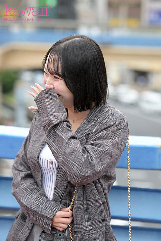 まみちゃんのパパ活、撮ってきてください！頂き女子のオジを惚れさせる「カモ」マニュアルを大公開！！最終的にオジテクに堕ちちゃうAVデビュー作 七美まみ サンプル 1