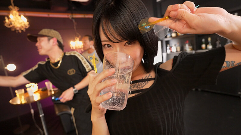 「柊ゆうき」を本気で酔わせたら～性欲暴走リアルSEXドキュメント サンプル 5