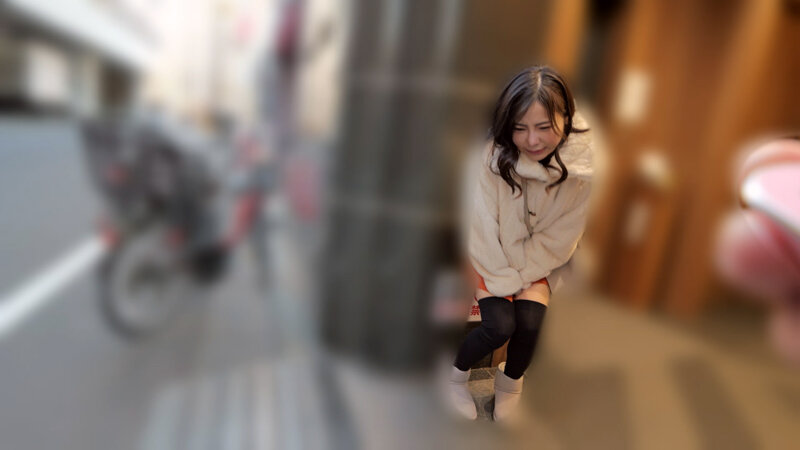 恥辱、陵●、とびっこ装着・繁華街デート！33 吉澤友貴 サンプル 3
