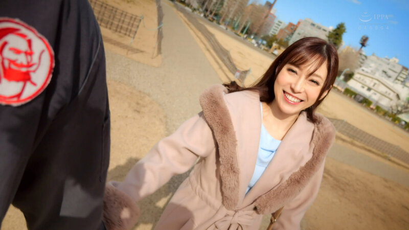 超有名女優達も素顔を晒したプライベート感満載のラブラブハメ撮りデート映像集～22時間33分8枚組BOX